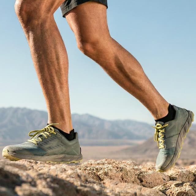 Detalle 2 de Niofind trainer socks (6 pairs) – cushioned ankle low-cut running and walking socks, cotton blend in black, white and grey