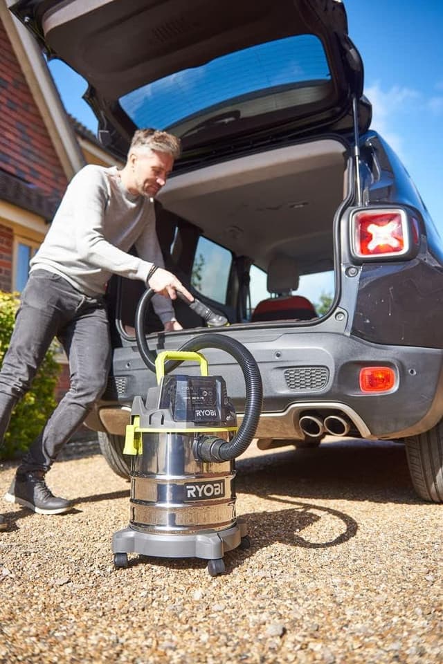 Detalle 1 de Ryobi Kit 6 accessori per auto per pulizia