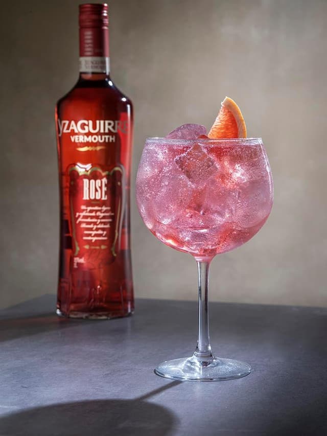 Thumbnail 4 de Yzaguirre Vermouth Rosado 1L 🍷