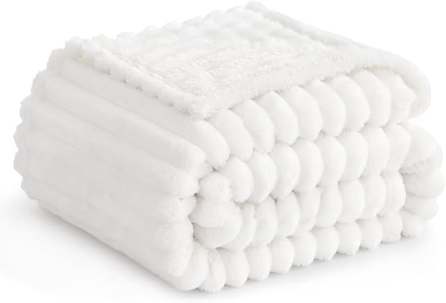 Detalle de RUIKASI Fleece Throw Blanket for Sofa (150x200cm) – Double Fluffy White Ribbed Sofa & Bed Throw