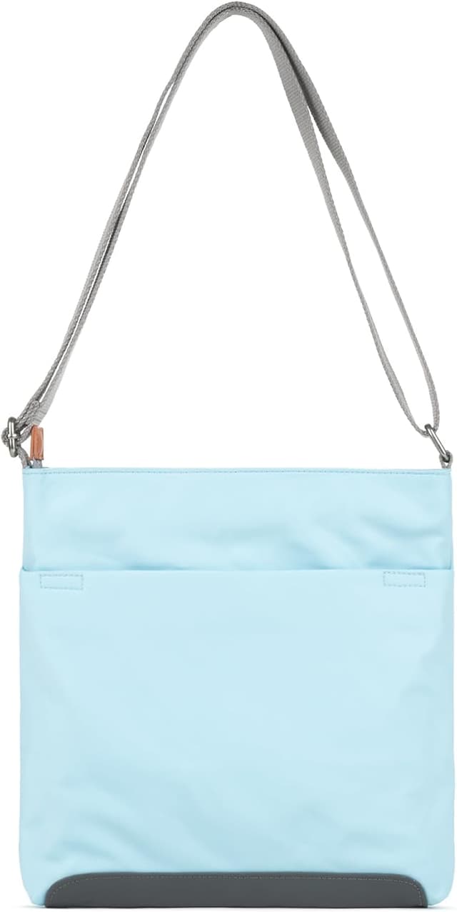 Detalle de Roka London Kennington crossbody bag 29 x 28 x 5.5 cm