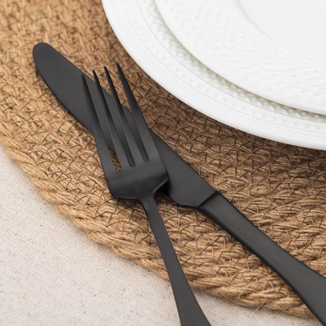 Detalle 2 de Alata Kate Black Satin 40-Piece Silverware Set (Service for 8) — 18/0 Stainless Steel Flatware, Dishwasher Safe