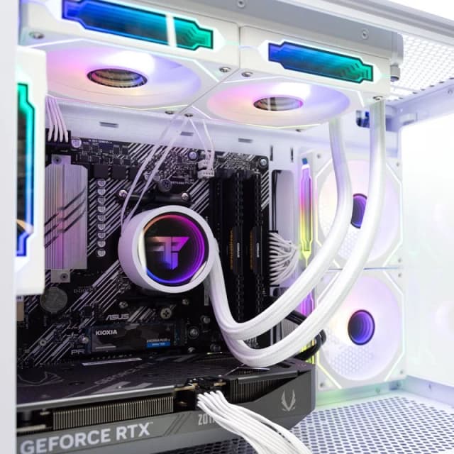 Detalle de PcCom Ready V2 AMD Ryzen 7 5800X / 32GB / 1TB SSD / RTX 5060 Ti 16GB