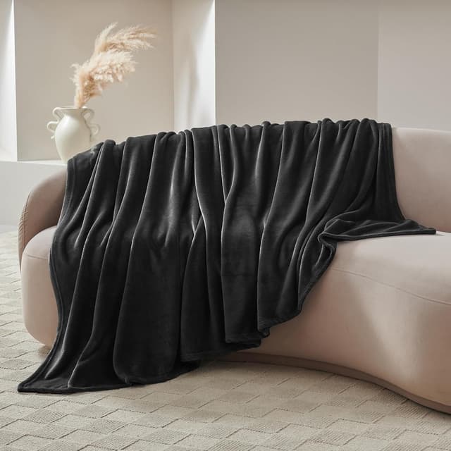 Detalle 2 de WAVVE Flauschige Kuscheldecke im 2er-Set (150x200 cm) – Sofadecke & Fleecedecke schwarz