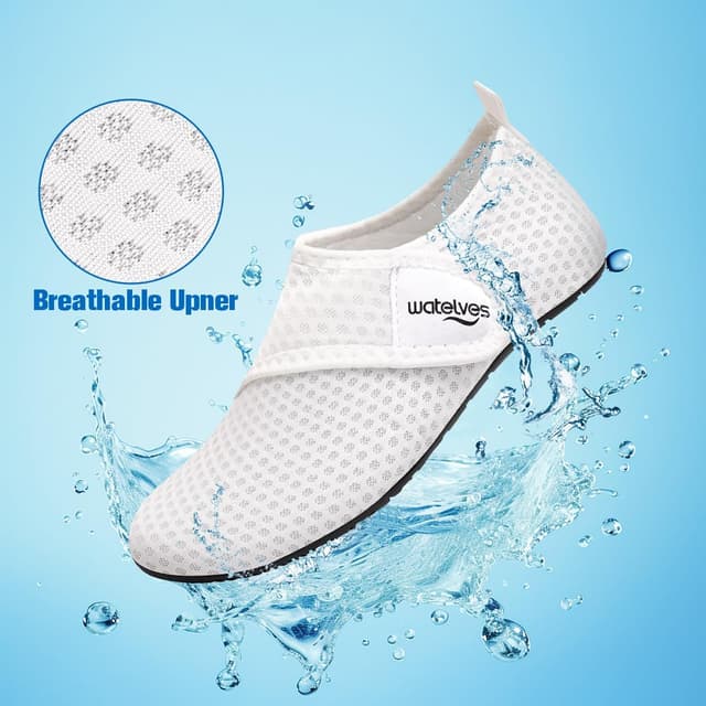 Detalle 2 de Waterproof water shoes with non-slip soles