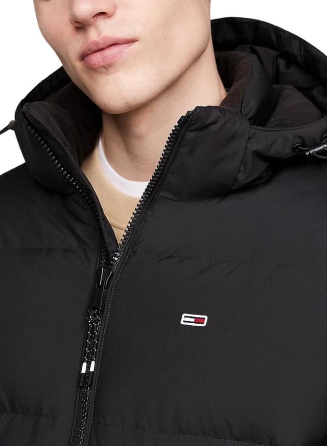 Detalle de Tommy Jeans Men’s Essential Down Parka with Hood – warm, lightweight winter layering