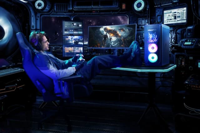 Thumbnail 18 de Acer Predator Orion 7000 660 32 GB