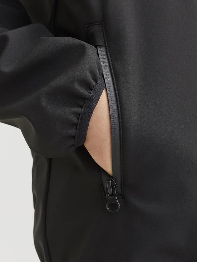 Detalle de JACK & JONES JUNIOR Boy Softshell Jacke – Softshell-Jacke für Jungen