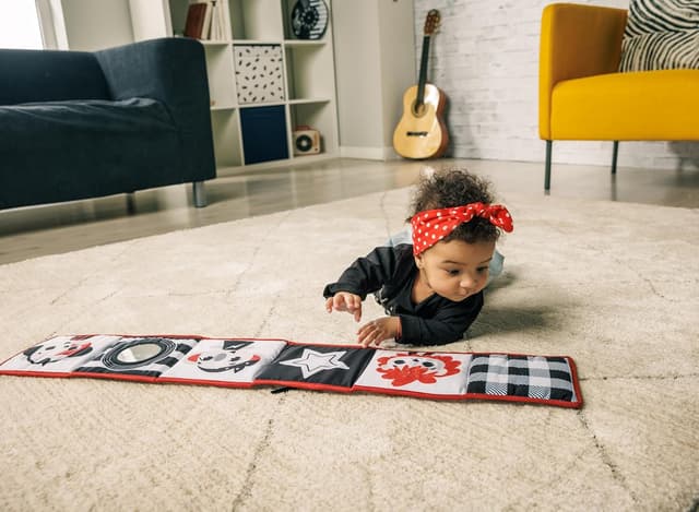 Thumbnail 5 de Tiny Love Double-Sided First Book, Libro sensoriale 0+ mesi