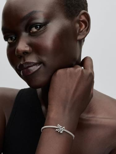 Detalle de PANDORA Goofy Charm Moments 793912C00