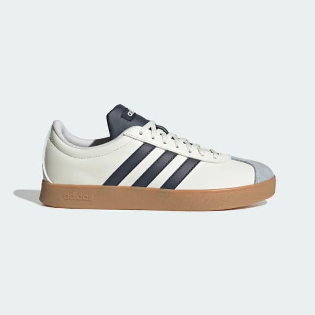 Detalle de adidas VL Court Base en color blanco: zapatilla casual para el día a día