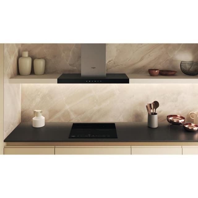 Detalle de Whirlpool WFS5060CPBF placa de inducción de 59 cm con 4 zonas FlexiCook y Touch Control