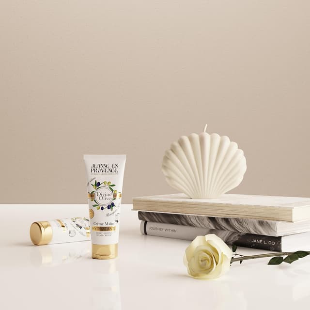 Detalle de Jeanne en Provence Handcreme-Set (3×75 ml) – Eisenkraut Zitrusfrüchte, Jasmin Secret & Divine Olive