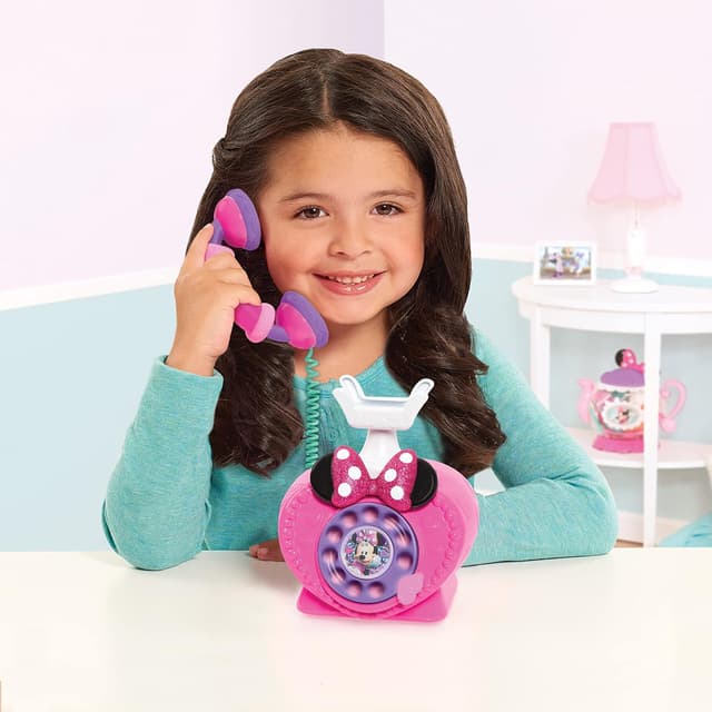 Detalle 2 de Disney Junior Minnie Mouse Ring Me Rotary Pretend Play Phone with Lights and Sounds (Ages 3+)