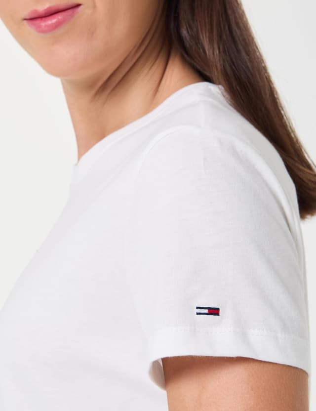 Detalle de Tommy Jeans Maglietta S/S Donna: stile Tommy, taglio estivo