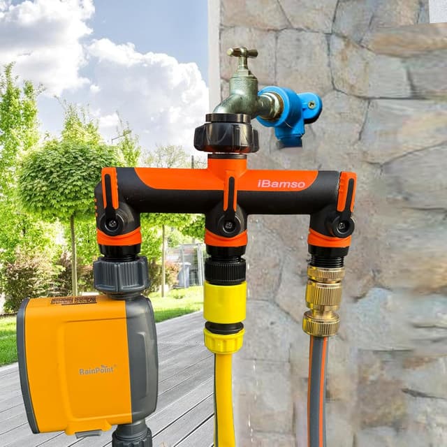 Detalle de Garden hose separator 3/4" 3-way connector