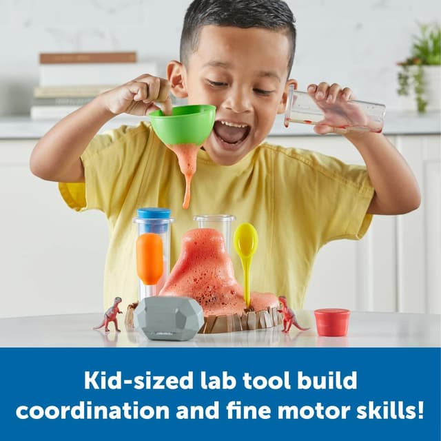 Detalle 2 de Learning Resources Fizzy Volcano 13-Piece Preschool Science Lab Kit (Ages 4+)
