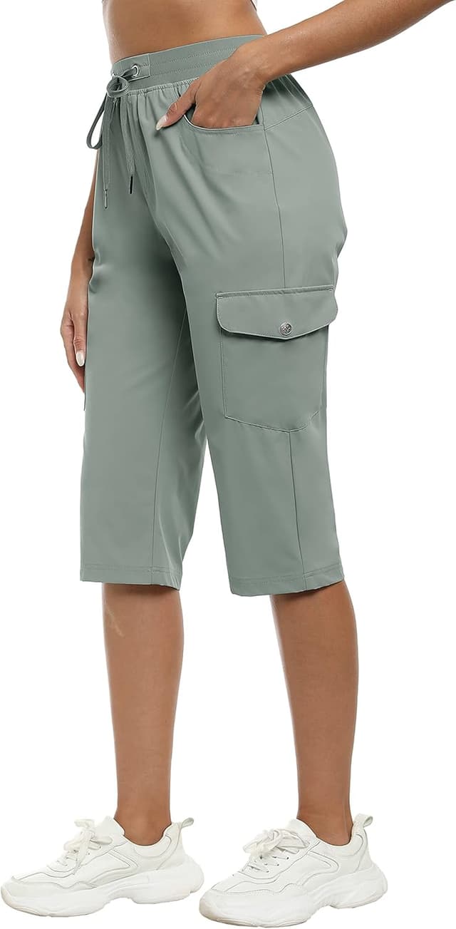 Detalle de MoFiz Women’s Capri Pants — Lightweight “Ice Cool” Cargo Capris with UPF 50+ & Zipper Pockets