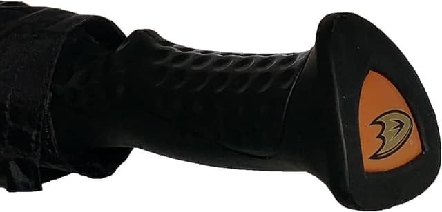 Detalle de Team Golf NHL 62" Double Canopy Golf Umbrella with Protective Sheath