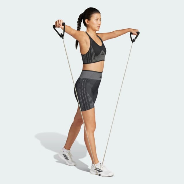 Detalle de adidas Mallas Knitted Training 5" en negro