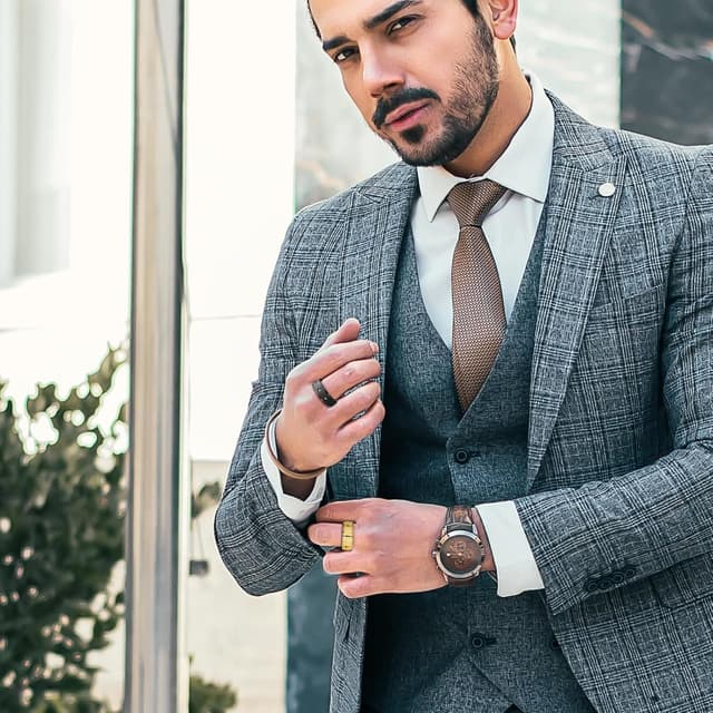 Detalle 2 de SYDNFZY Anxiety Spinner Ring for Men (Stainless Steel Cross Spinner) — 8mm Fidget Spinner Ring for Stress Relief