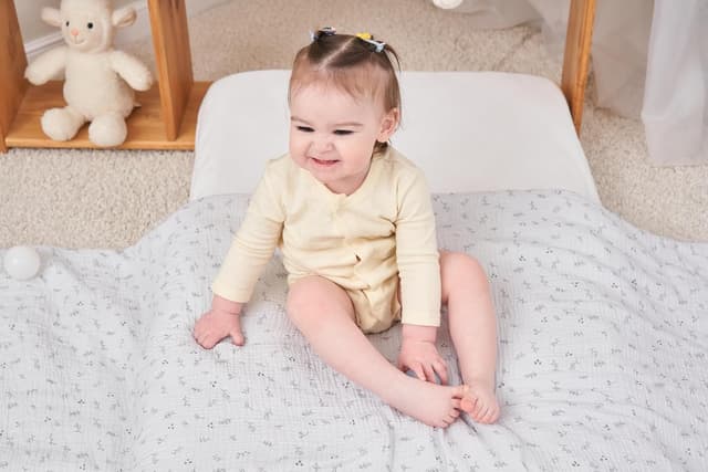 Thumbnail 7 de SUPERBE BEBE Manta Oeko Tex Minky y Muselina 🍼 Confort para Tu Bebé