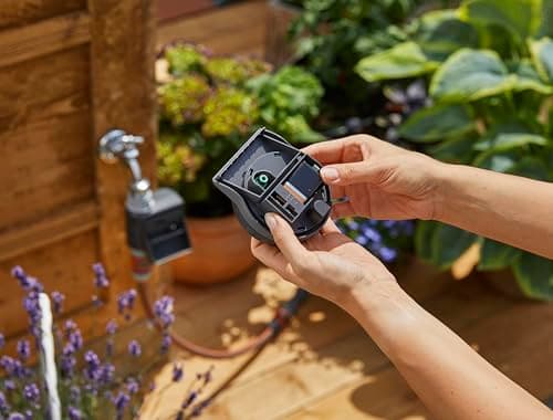 Detalle de Gardena Programador de riego Flex para riego automático en terraza y balcón (función Water Now) negro/gris/naranja