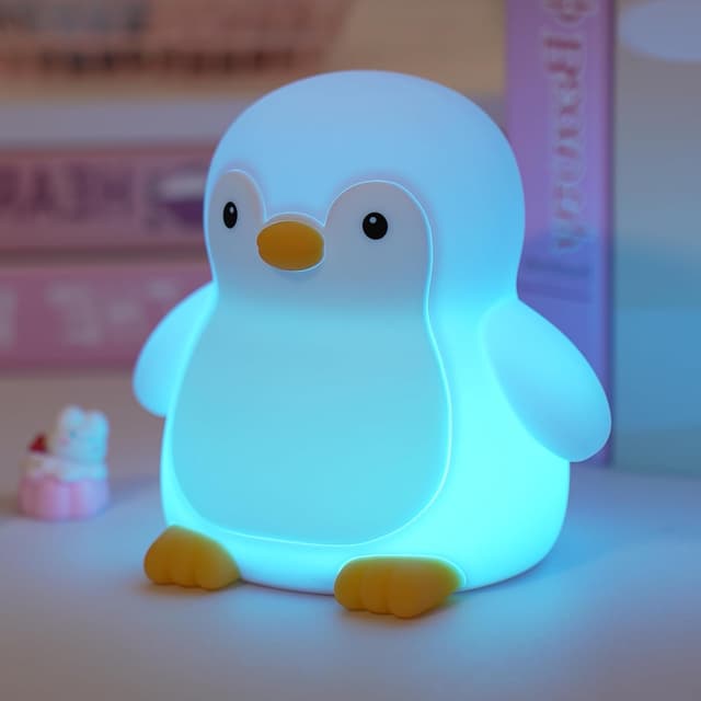 Detalle de JMG-Myratts Myratts Kids Night Light – soft silicone penguin lamp with dimmer & 20-minute timer (USB rechargeable)
