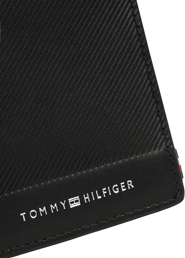 Detalle de Tommy Hilfiger Cartera Foundation Bifold de piel, negra 👛