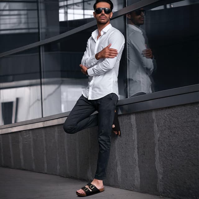 Detalle de Herren-Pantoletten & Sandalen Hausschuhe mit flacher Sohle – Bequeme Classic Latschen in EU 46