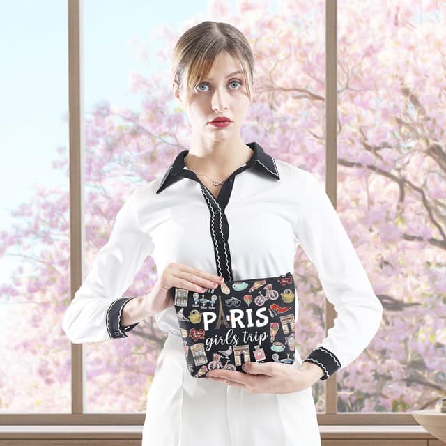 Detalle 2 de Paris Girls Trip Gift Paris Weekend Theme Travel Bag Skyline Makeup Bag for Her (Black EU)