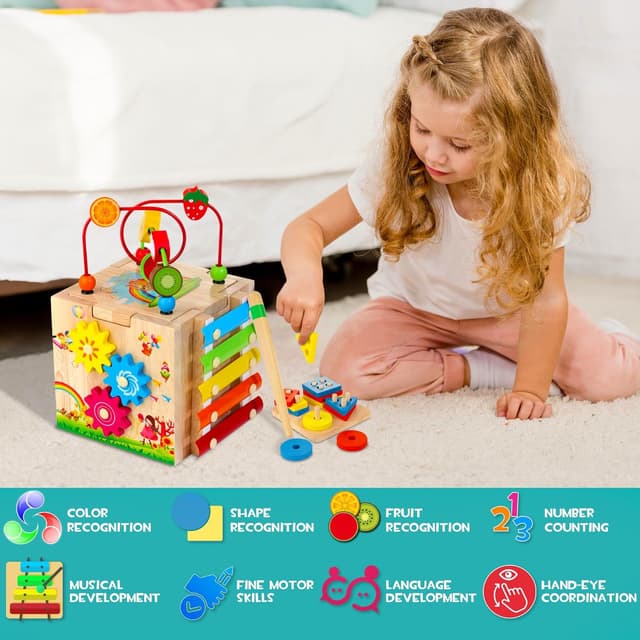 Detalle de HELLOWOOD Wooden Activity Cube 8-in-1