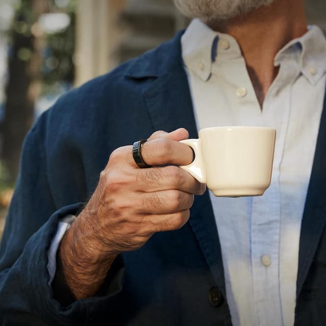 Detalle 2 de Oura Gen3 Heritage Smart Ring (Size 8, Black) — sleep, heart rate & fitness tracking wearable