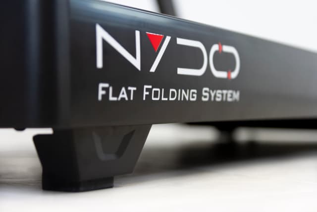 Detalle 2 de Cinta de correr BH Fitness Nydo 🏃♂️ Compacta y Moderna