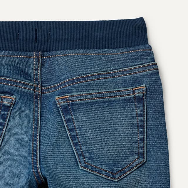 Detalle 2 de Amazon Essentials Jeans morbidi senza cerniera elasticizzati unisex per bambini e ragazzi