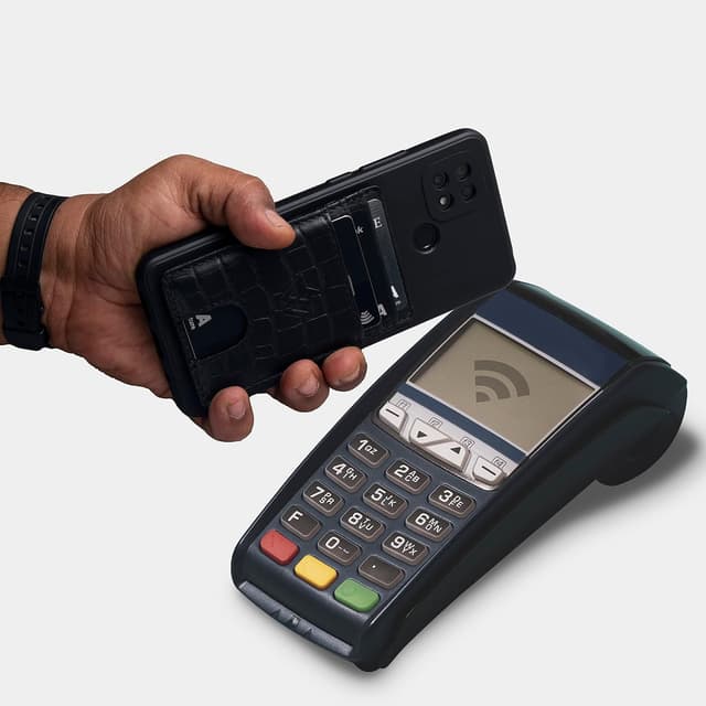 Detalle de WASAMA unisex leather stick-on card holder (up to 3 cards) with RFID protection