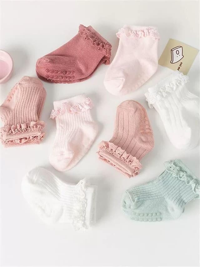 Detalle de DRESHOW infant ruffle lace non-slip ankle socks (combed cotton-blend) for newborns to toddlers