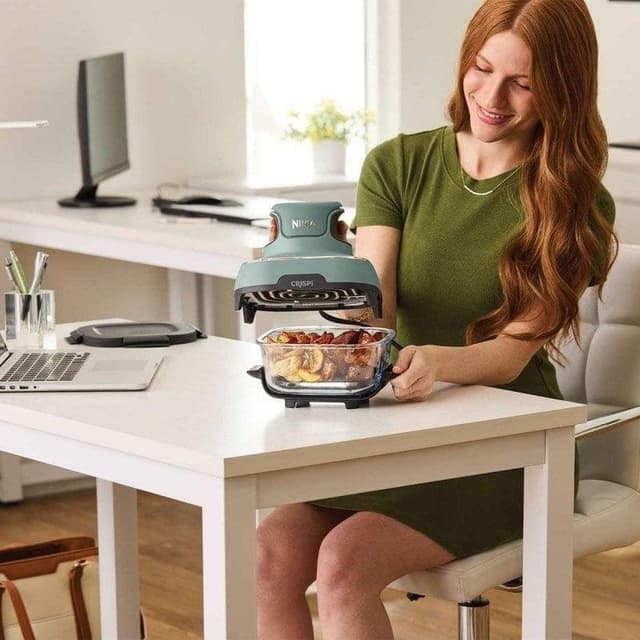 Detalle 2 de Ninja CRISPi FN101EUSG freidora de aire con 3,8 L y vidrio verde