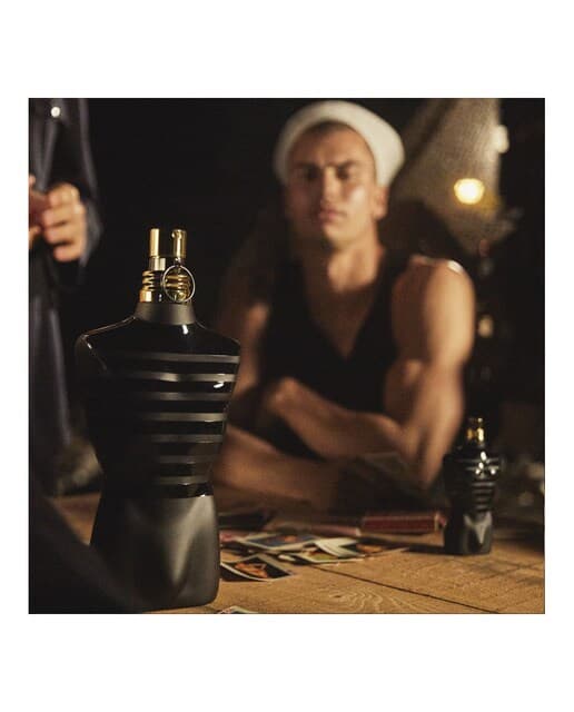 Detalle 1 de Jean Paul Gaultier Le Male Le Parfum - Perfume masculino 🚶