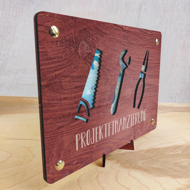 Detalle 2 de Werkzeug XL Geldgeschenk aus Holz 20x15 cm