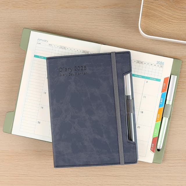 Detalle 2 de Holderzyi agenda académica 2026 A5 día por página