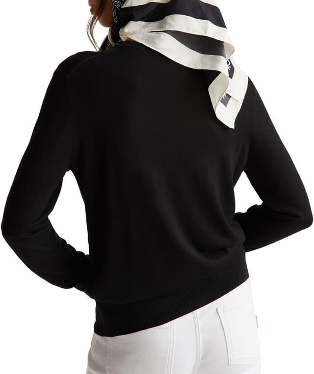 Detalle de United Colors of Benetton Maglione donna con scollo tondo e maniche lunghe 1ZRED10CP