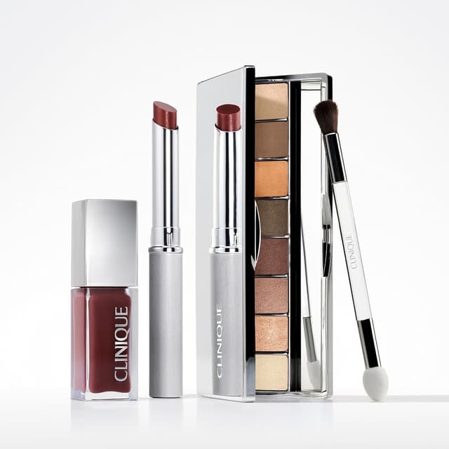 Detalle 1 de Clinique All About Shadow Palette 8 Silk