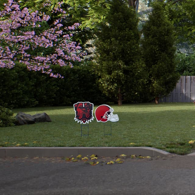 Detalle 2 de Proformance Home NFL Logo & Helmet 2-Pack Yard Sign Set (Cleveland Browns)