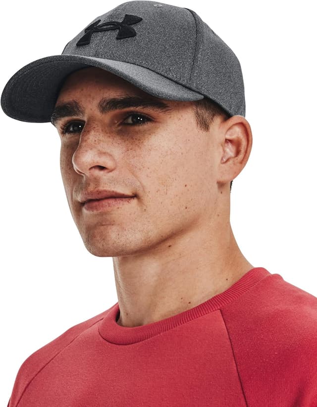 Detalle 2 de Under Armour Blitzing Caps M-L Gris Negro