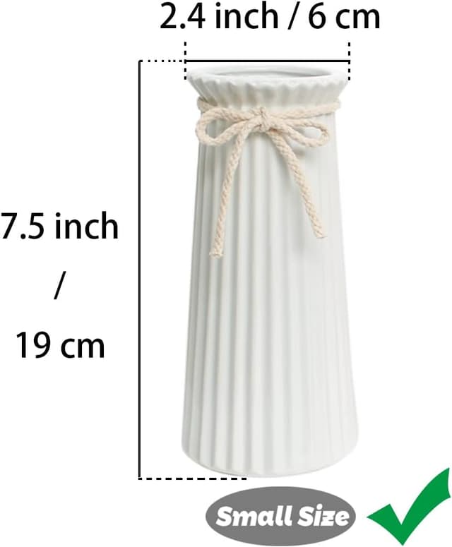 Detalle 2 de JUZAI White Ceramic Ribbed Vases (8 inch / 20 cm) for minimalist home decor