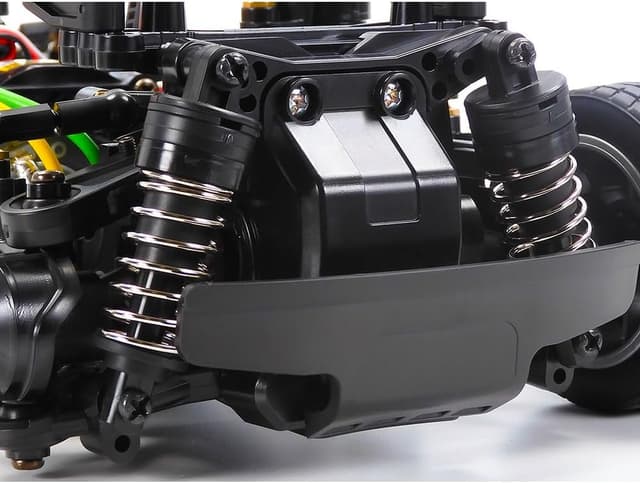 Detalle 2 de Tamiya 58732 1:10 RC Alfa Romeo Giulia Sprint GTA Club Racer (MB-01) kit da assemblare