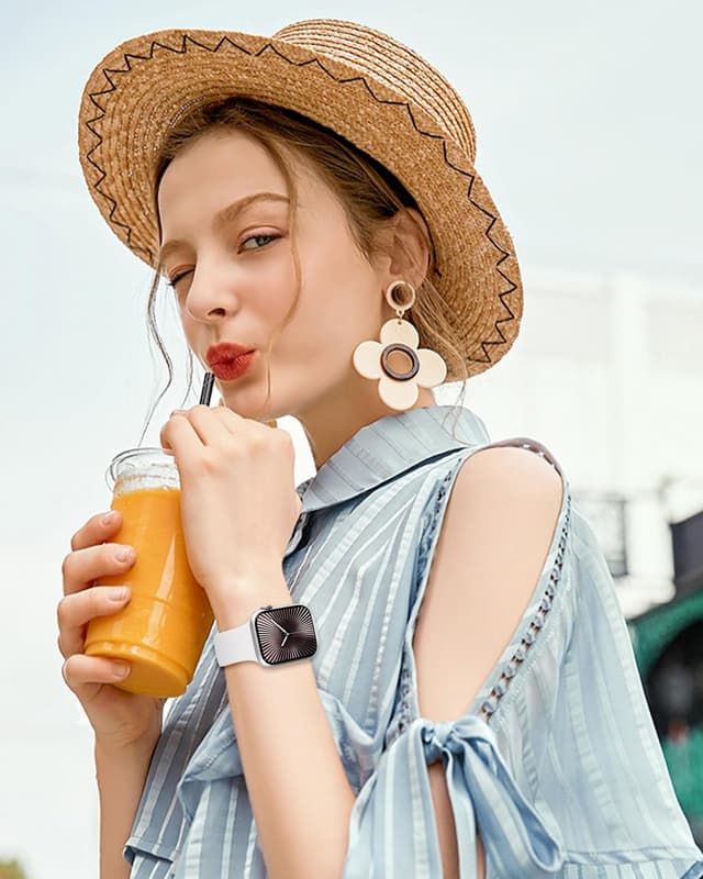 Detalle 2 de Apple Watch silicone strap 49mm Aquamarine