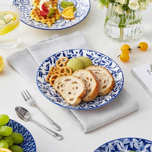 Detalle de vancasso SELENE Salatteller 6-teilig (Porzellan), Dessert- und Kuchenteller Ø 21 cm – Blau-Weiß Vintage