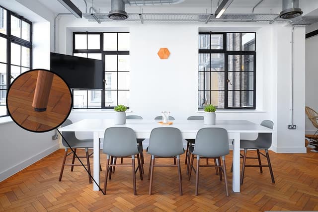 Detalle de Levani Filzgleiter selbstklebend Premium (schwarz) – 42 eckige Möbelgleiter aus Filz